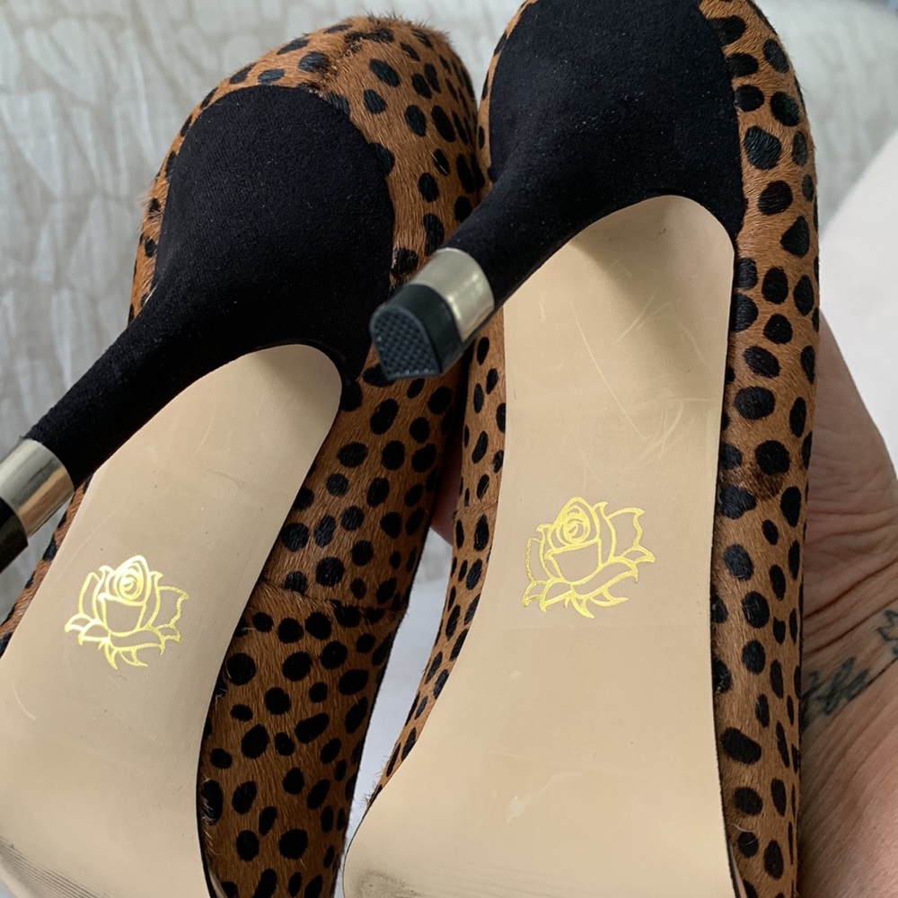Lord & Taylor calf hair leather shoes - Picture 2 of 7
